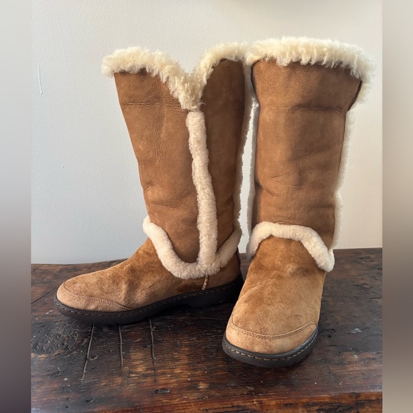 UGG shearling fully lined tall suede Sunburst boots, warm, rare and in VGUC - Picture 6 of 9